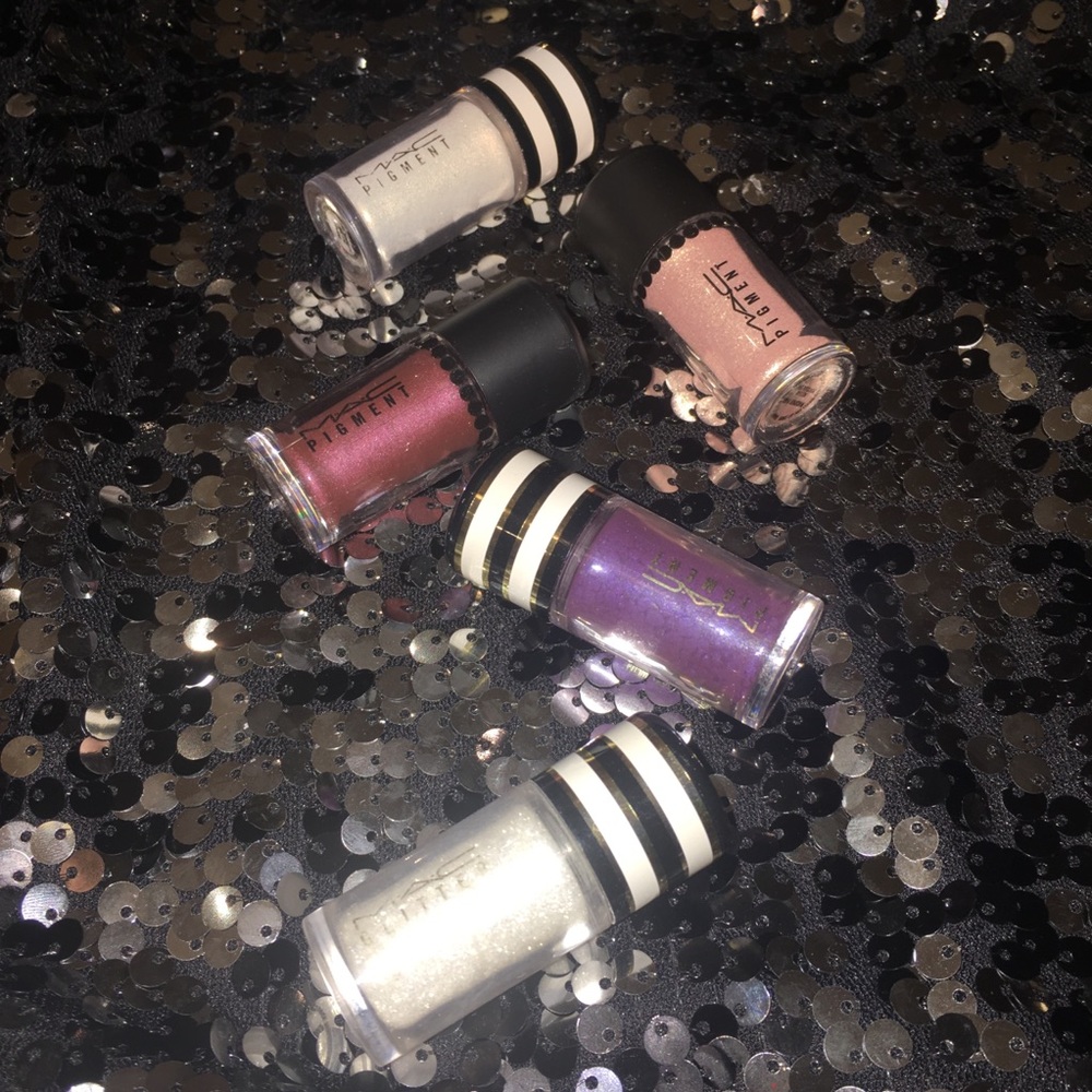 MAC PIGMENTS & GLITTER
